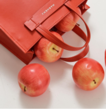 Marhen.j Uses Apple Skin To Make Eco-Friendly Bags, Looks Just Like Real Leather